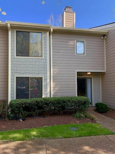 623 Barlin Dr - Photo 1