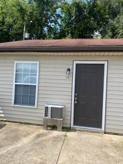 921 Gabby Ln - Photo 1