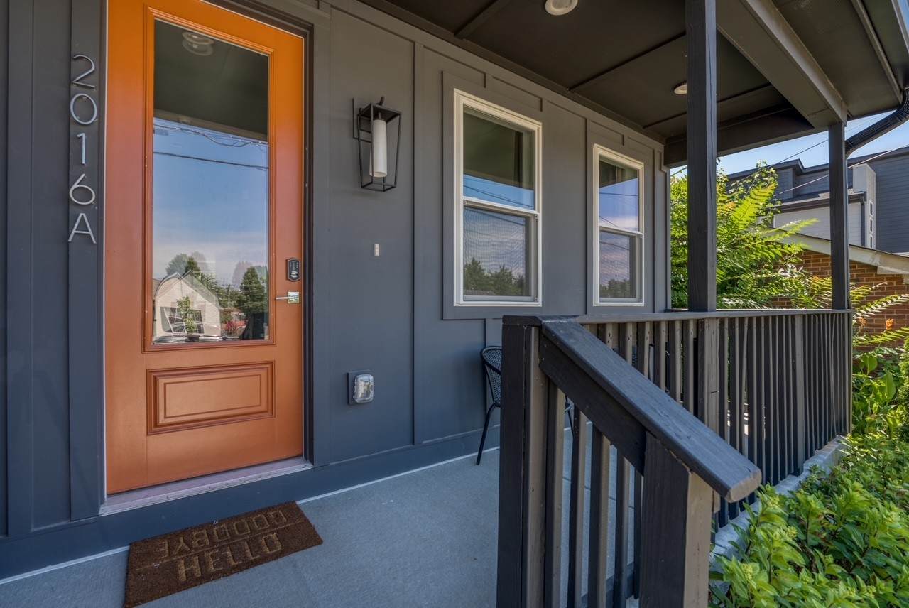 2016 Owen St - Photo 1