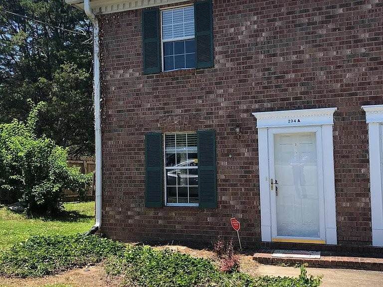 294 Donna Dr - Photo 1