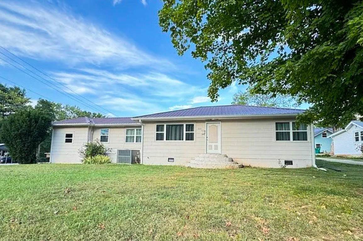 1010 N High St - Photo 1