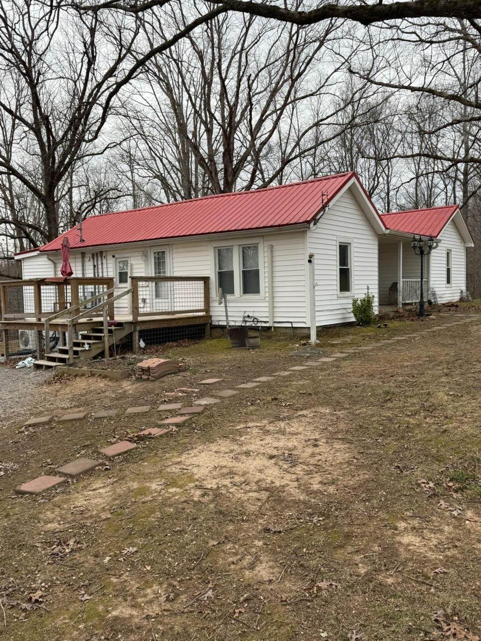 210 Reynolds Rd - Photo 1