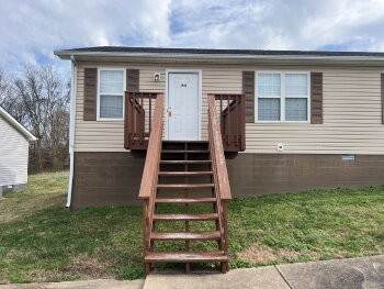 204 Arkansas Ave - Photo 1