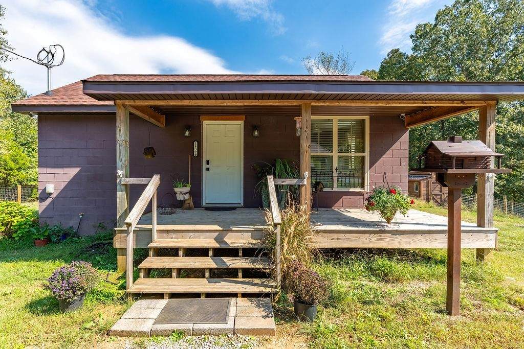 14396 South Rd - Photo 1