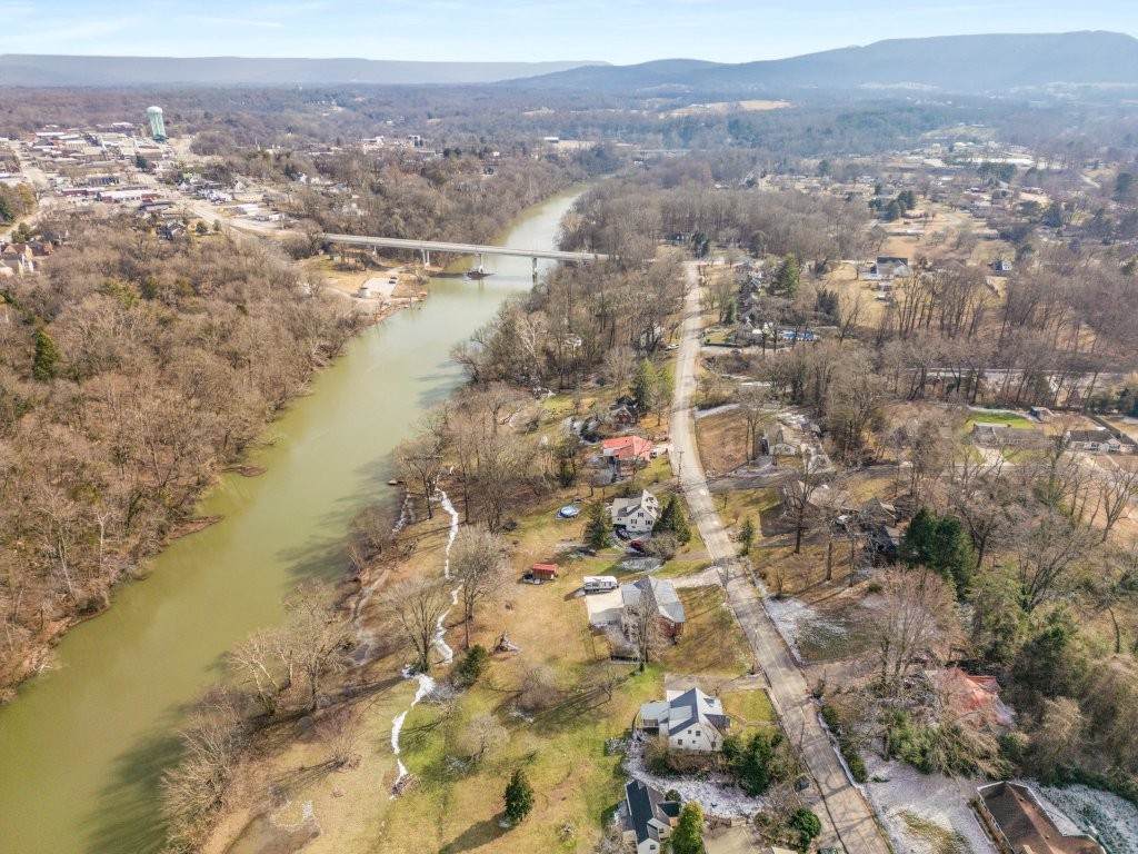 208 Westwood Dr - Photo 1