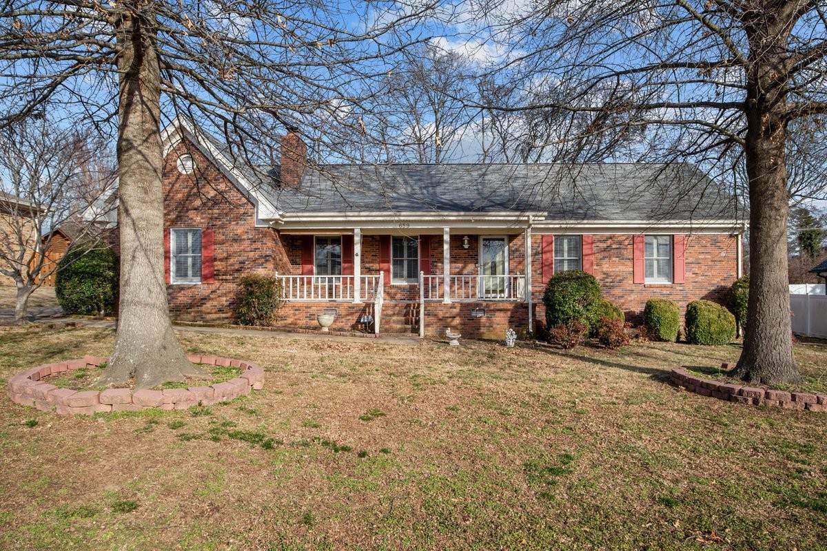 659 Davis Dr - Photo 1