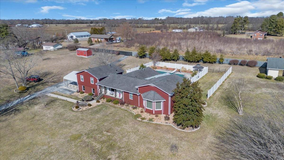 1119 Sparta Hwy - Photo 1