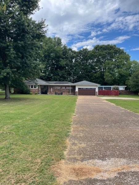 111 Grandview Dr - Photo 1
