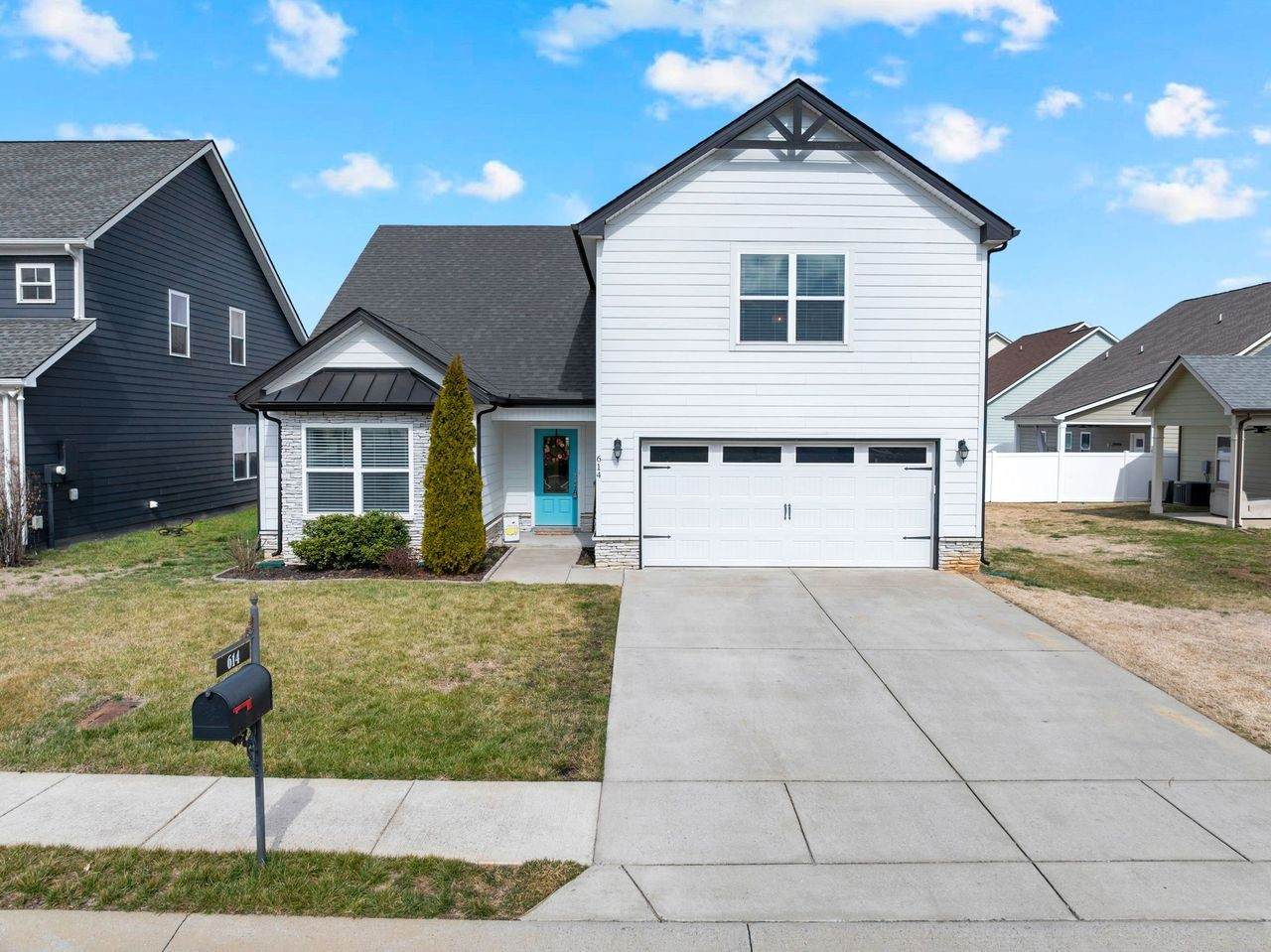614 Gallant Way - Photo 1