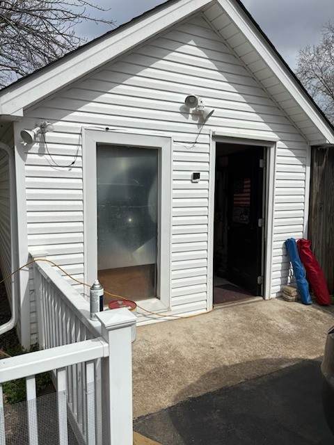 https://bt-photos.global.ssl.fastly.net/nashville/orig_boomver_1_RTC3139721-1.jpg