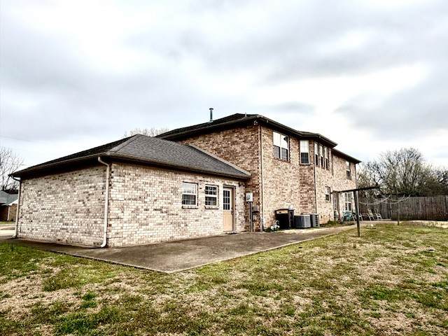 https://bt-photos.global.ssl.fastly.net/nashville/orig_boomver_1_RTC3139779-1.jpg