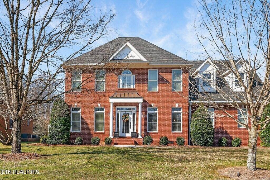 360 Avey Circle - Photo 1