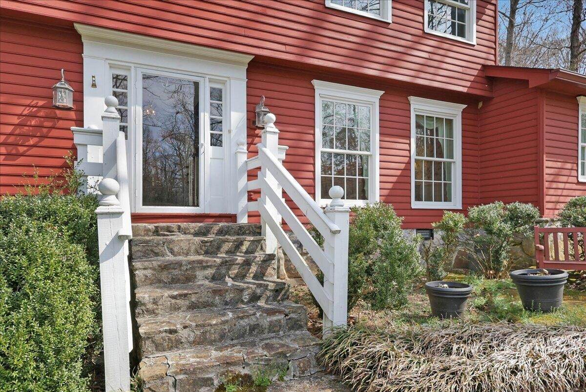 https://bt-photos.global.ssl.fastly.net/nashville/orig_boomver_1_RTC3143542-1.jpg