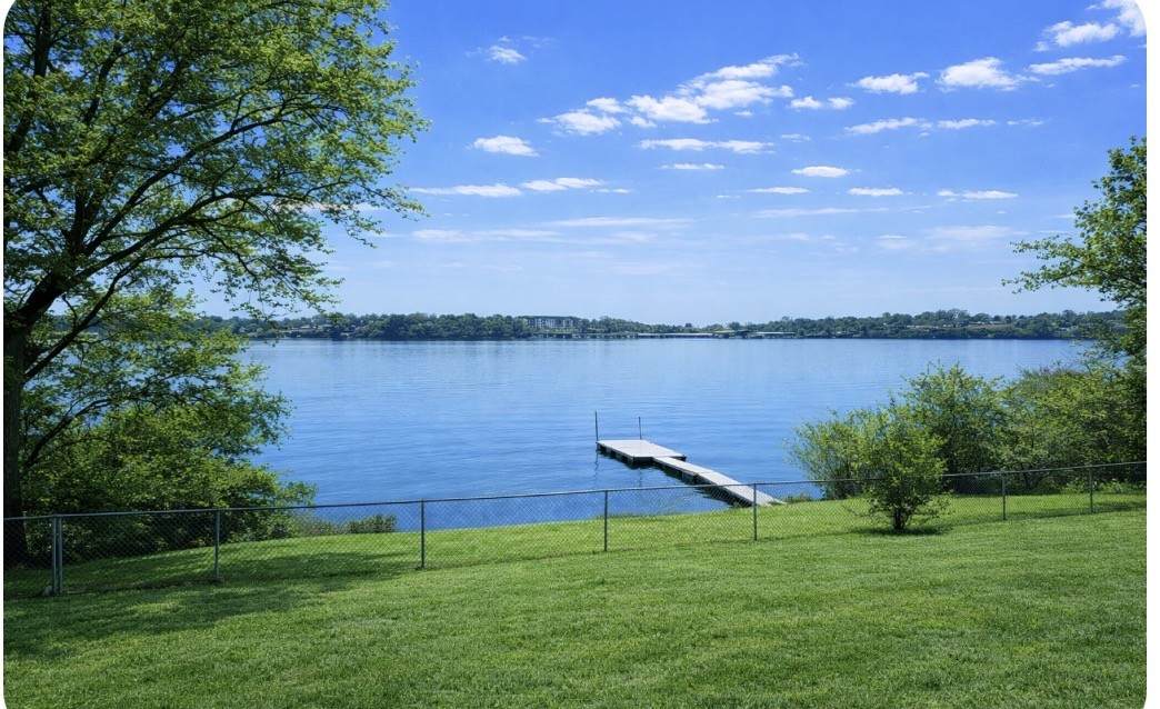 https://bt-photos.global.ssl.fastly.net/nashville/orig_boomver_1_RTC3145864-1.jpg