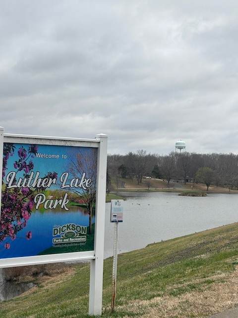 102 Lake Dr - Photo 1