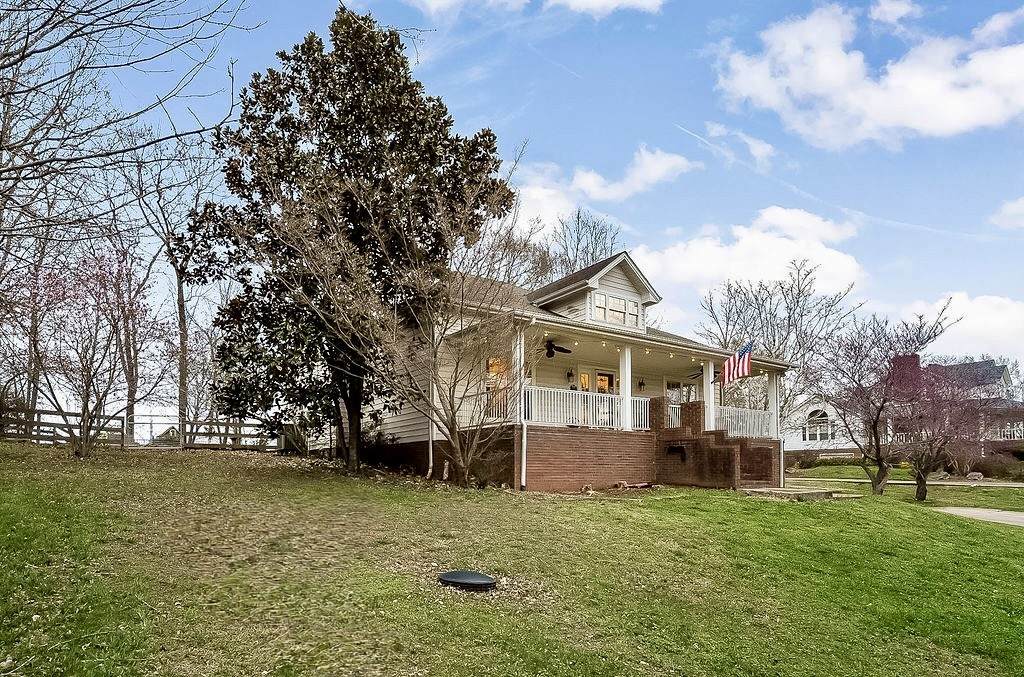 1735 Riverhaven Dr - Photo 1