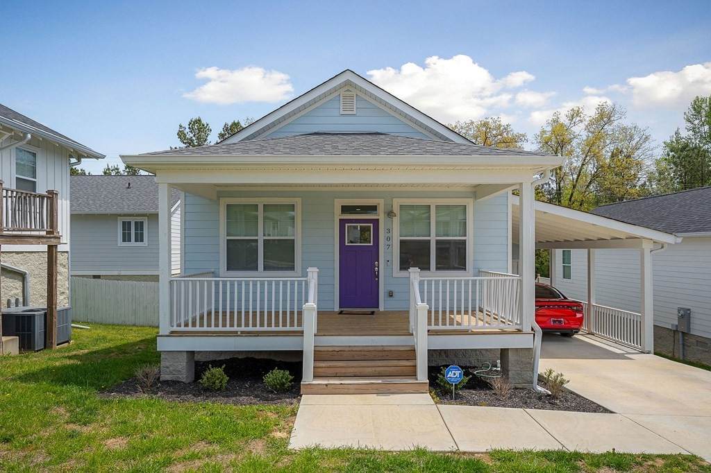 307 Fenbrook Way - Photo 1
