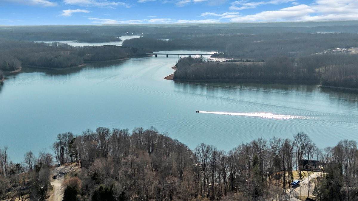 https://bt-photos.global.ssl.fastly.net/nashville/orig_boomver_1_RTC3156181-1.jpg