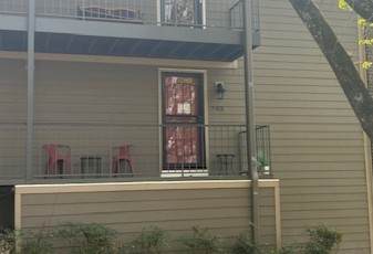 703 Ashlawn Pl - Photo 1