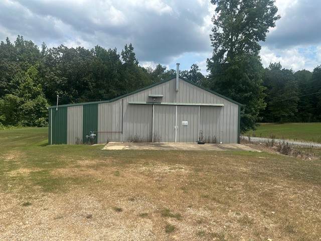 320 South Point Dr - Photo 1