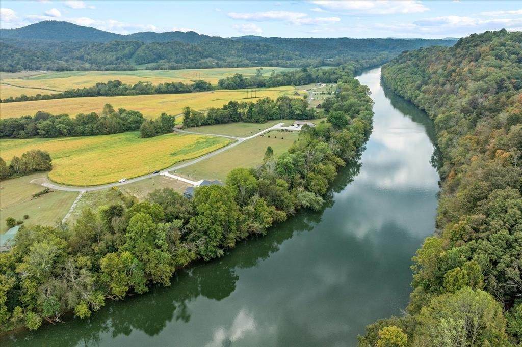 https://bt-photos.global.ssl.fastly.net/nashville/orig_boomver_1_RTC3163503-1.jpg