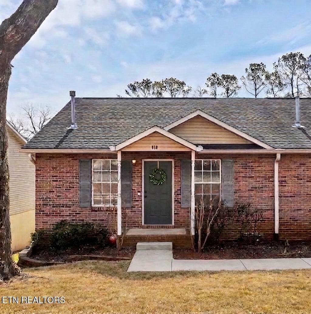 818 Calypso Way - Photo 1