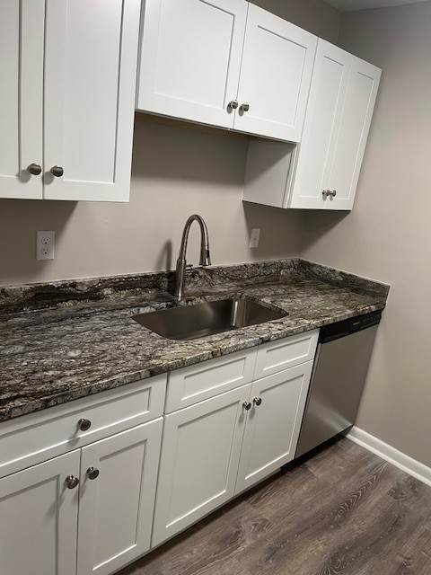 370 Wallace Rd - Photo 1