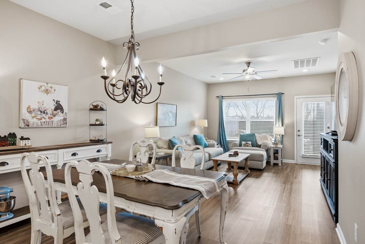 5005 Percival Dr - Photo 1