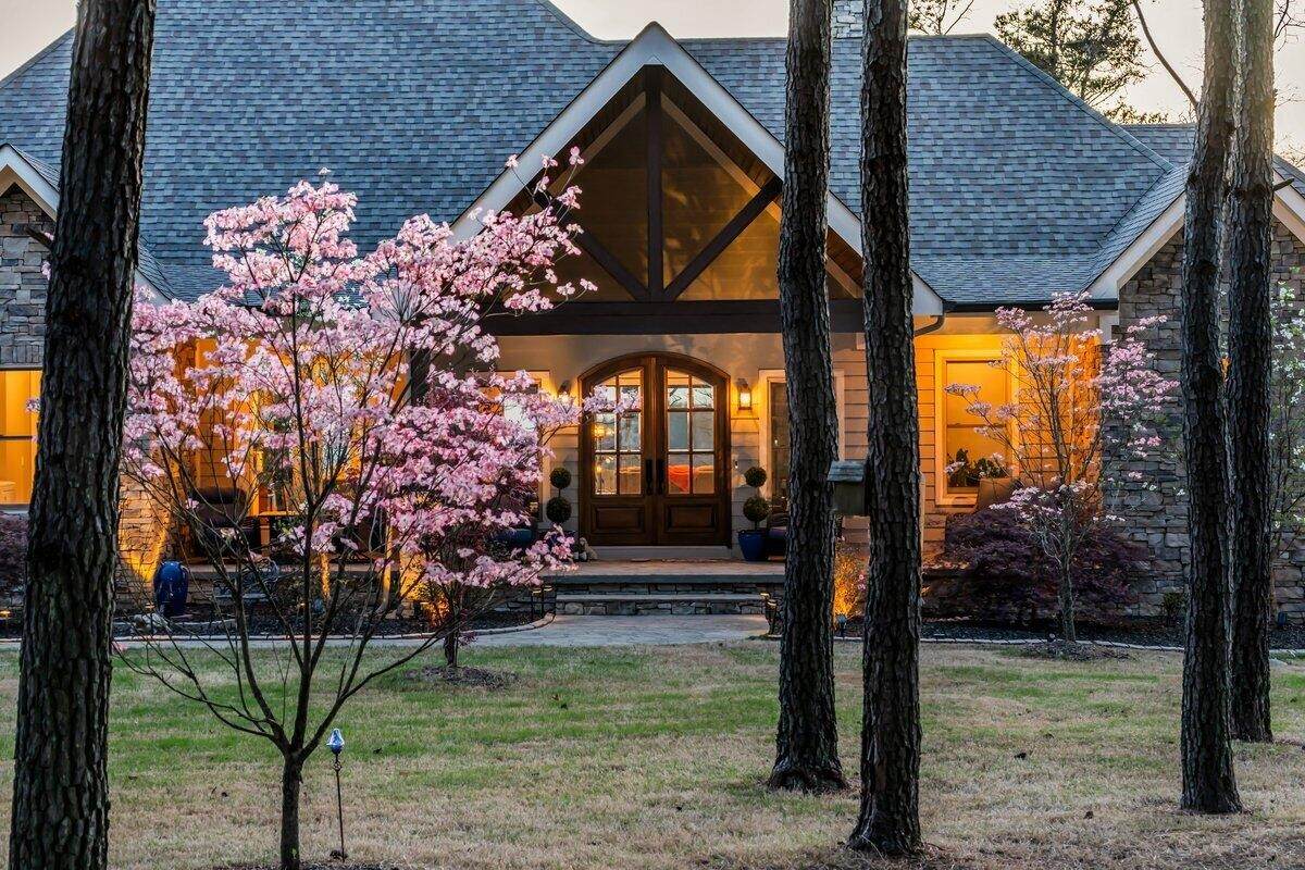 209 Moonshine Drive - Photo 1