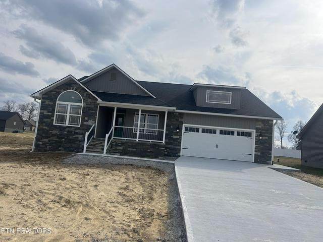 815 Colby Cir - Photo 1