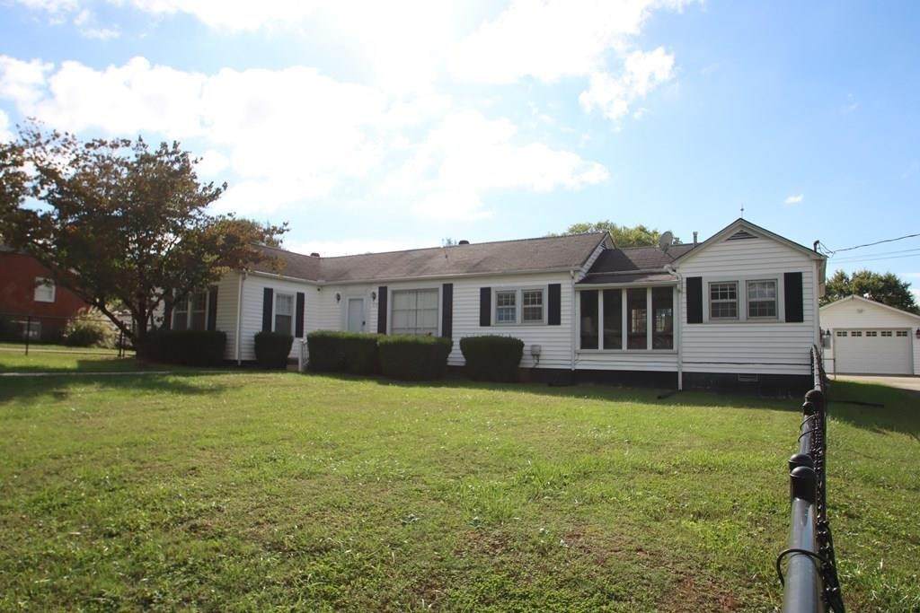 319 Mount View Dr - Photo 1