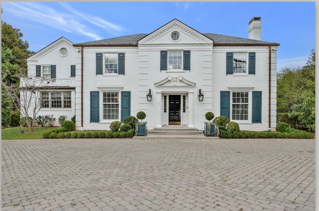 408 W Brookfield Ave - Photo 1