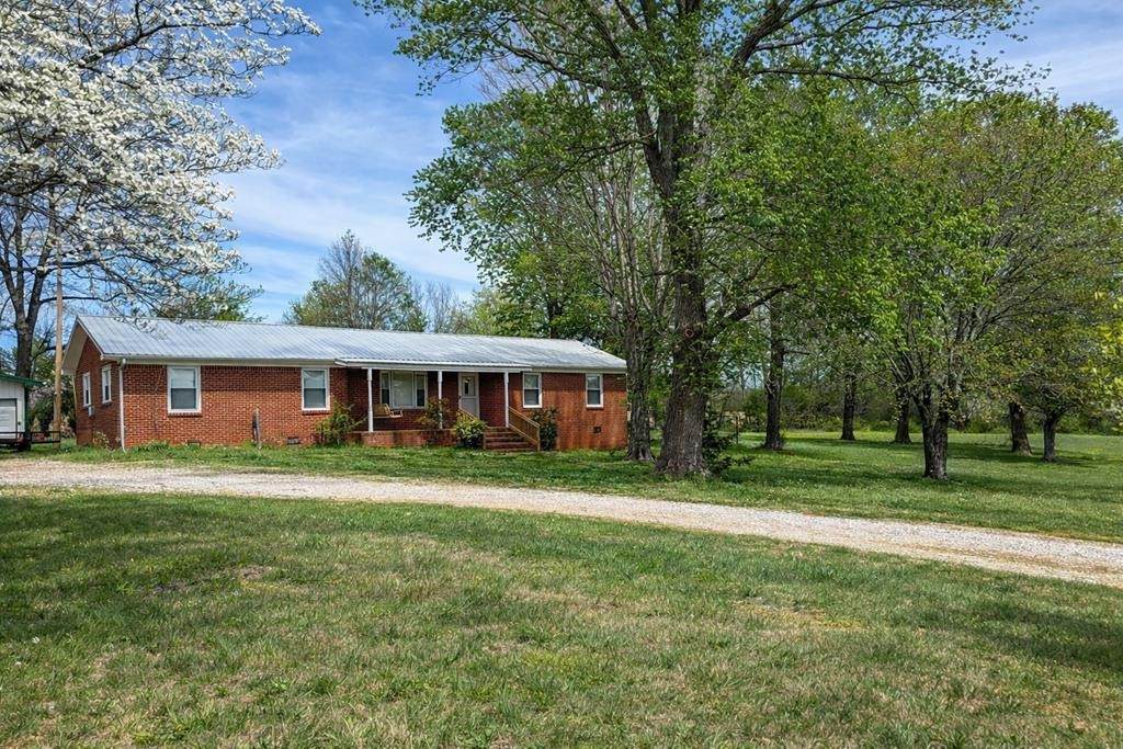 2633 Spencer Rd - Photo 1