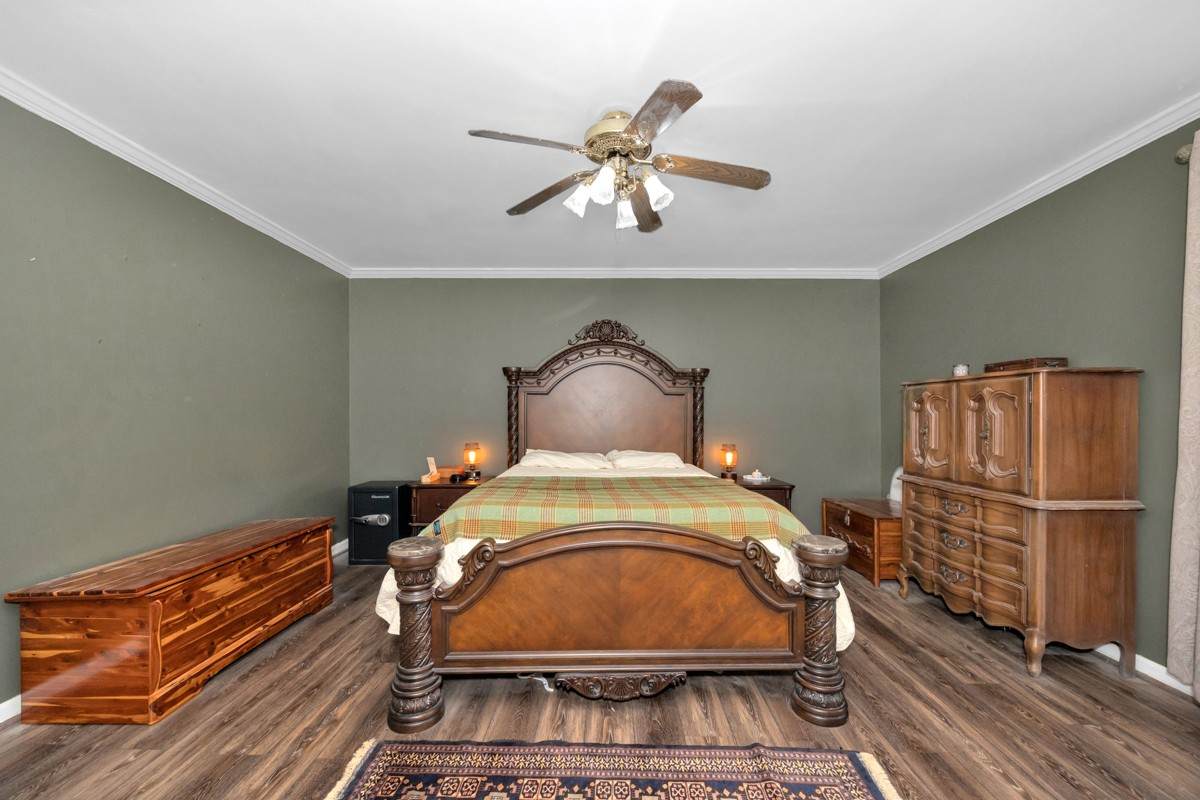 310 N Oxford Cir - Photo 1
