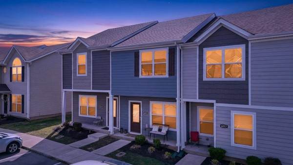 https://bt-photos.global.ssl.fastly.net/nashville/orig_boomver_1_RTC3173834-1.jpg