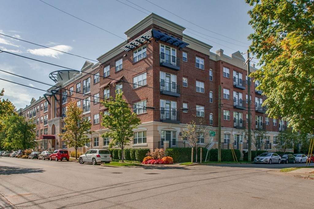 3000 Vanderbilt Pl - Photo 1