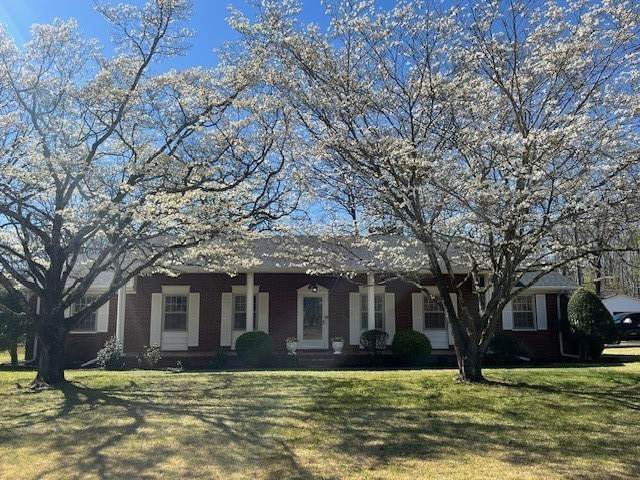 1386 Chisholm Rd - Photo 1