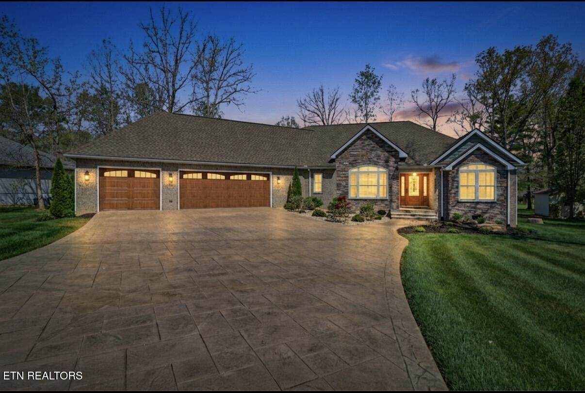 120 Forest View Drive - Photo 1