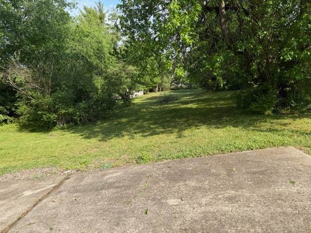 https://bt-photos.global.ssl.fastly.net/nashville/orig_boomver_1_RTC3178450-1.jpg