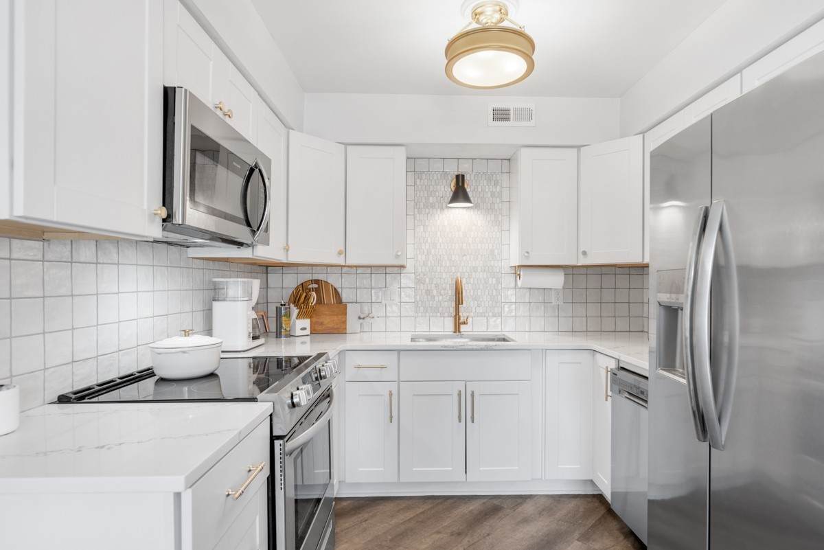 5813 Brentwood Trce - Photo 1