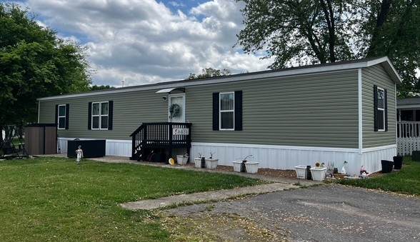 418 Pebblebrook Dr - Photo 1