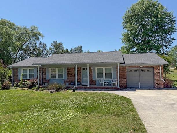 105 Vickers Dr - Photo 1