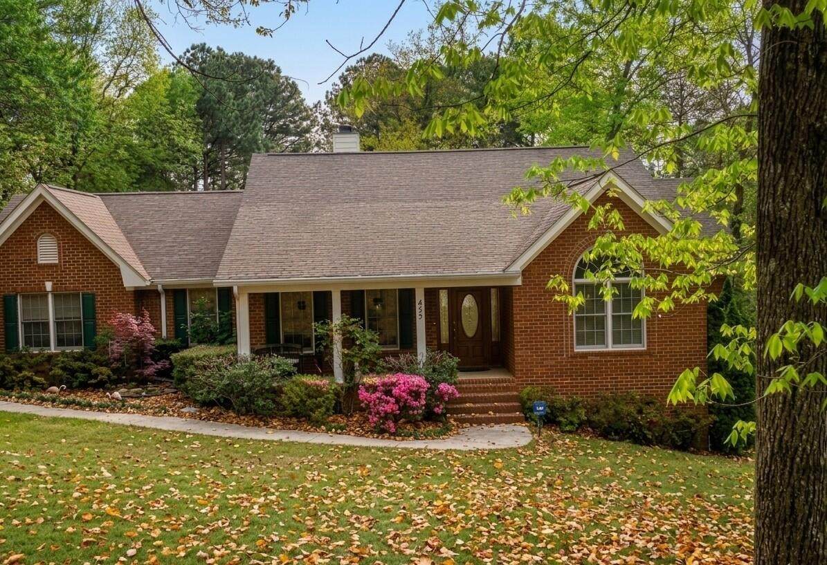 435 Live Oak Trail - Photo 1