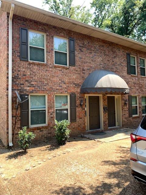121 Greenlawn Dr - Photo 1