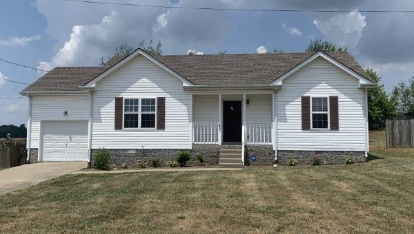 689 Artic Ave - Photo 1