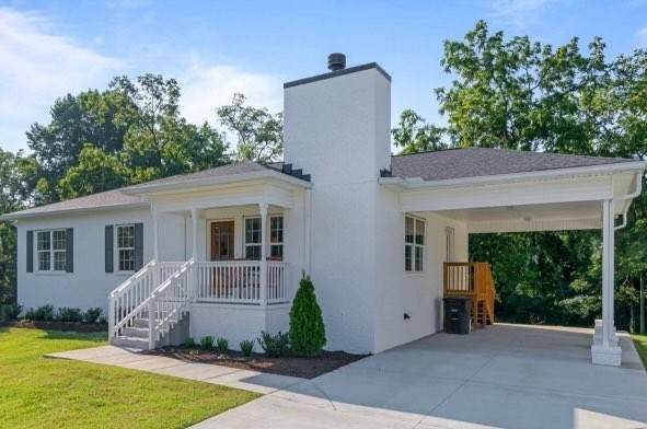 414 Roberts St - Photo 1