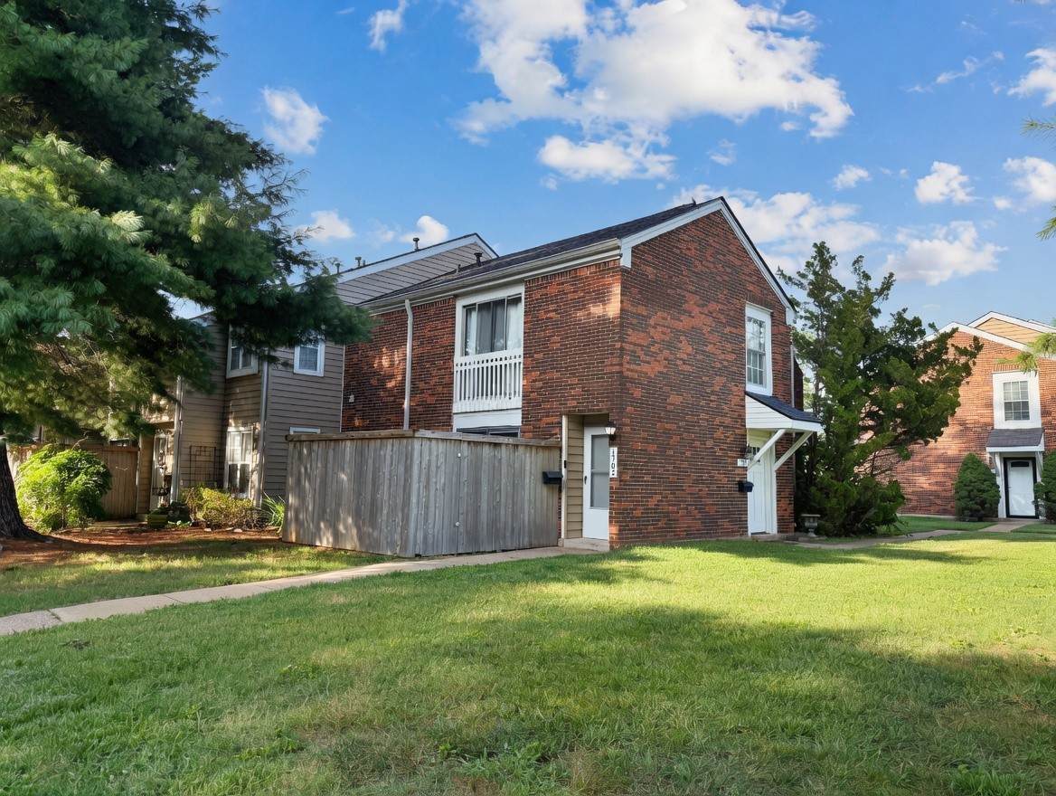 1702 Granville Rd - Photo 1