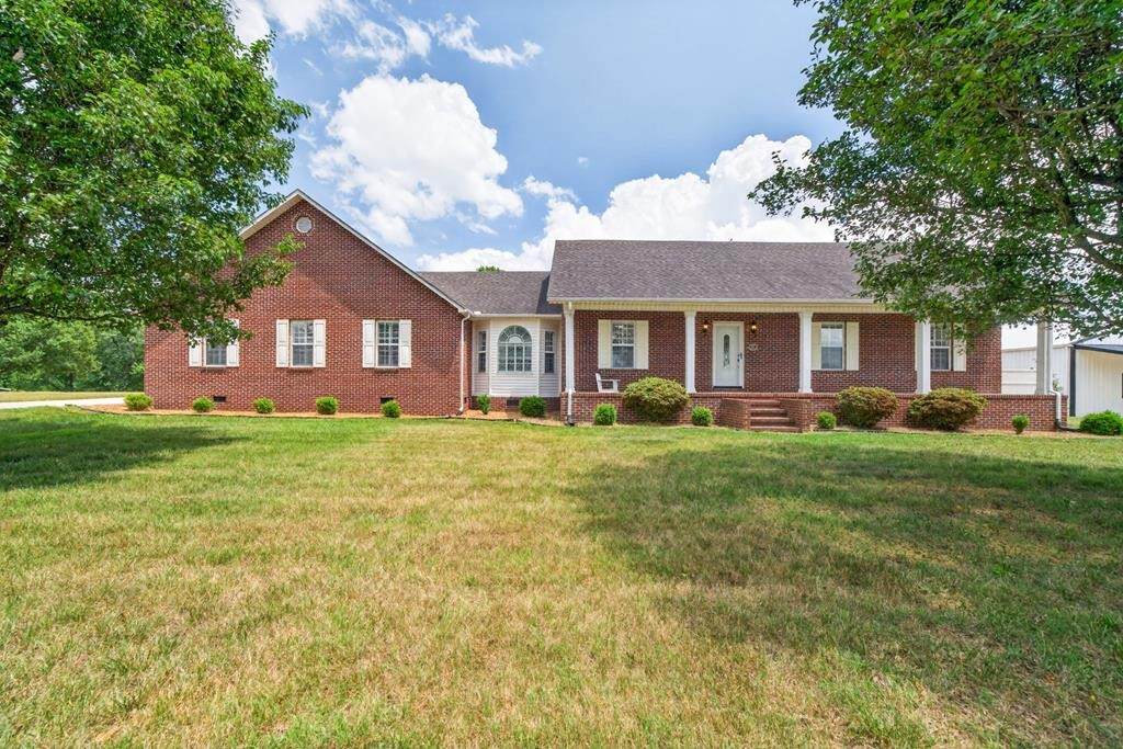 826 Boatman Rd - Photo 1
