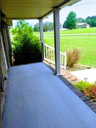 https://bt-photos.global.ssl.fastly.net/nashville/orig_boomver_1_RTC3220394-1.jpg
