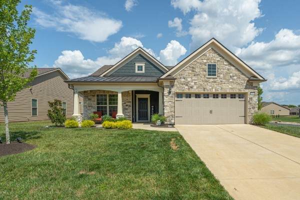 2212 Henderson Dr - Photo 1